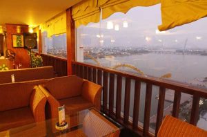 5-diem-cafe-view-cuc-dep-ngam-nhin-thanh-pho-da-nang-tu-tren-cao-5