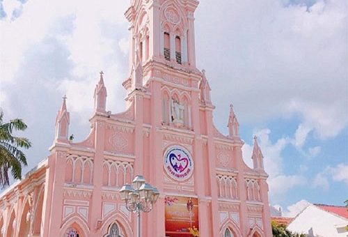 Nhà thờ Con Gà Đà Nẵng.