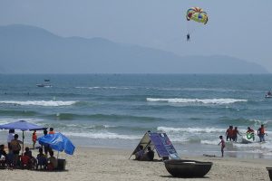 da-nang-thanh-lap-khu-pho-du-lich-xuyen-dem-an-thuong-dau-tien-3